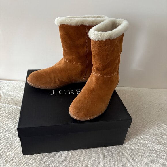 J Crew Short Alpine Boots, Shearling-lined Suede, Sz 8 - Picture 6 of 15